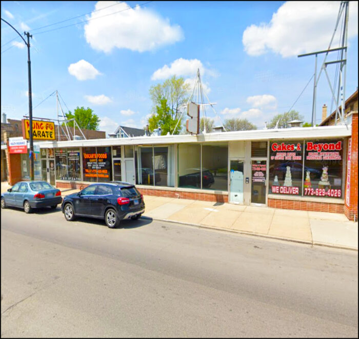 Small Shop for Lease in Prime Belmont-Cragin Location