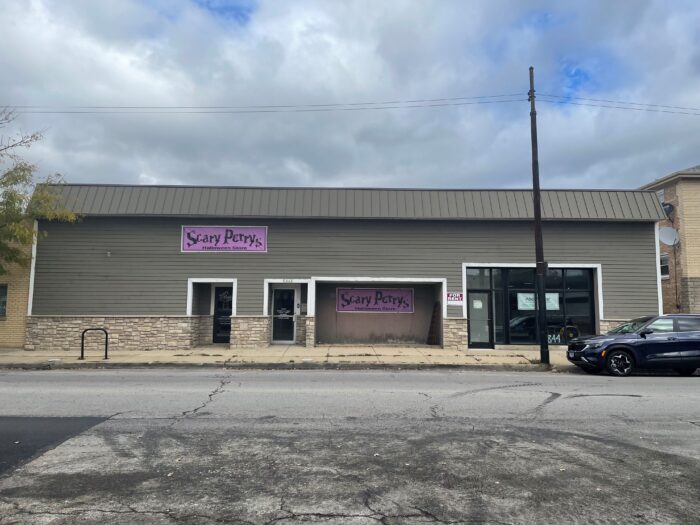 For Sale: 8,600 SF Retail/Office  with 75’ of Frontage on Montrose