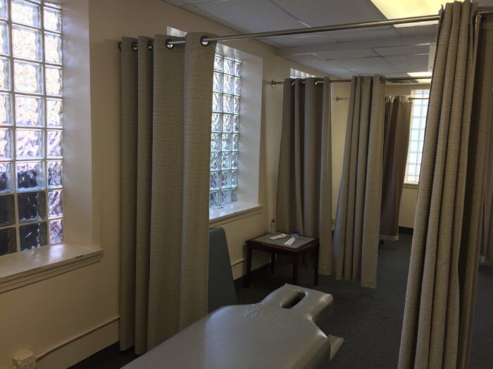 Turn-Key Medical Office Space For Rent in Edgewater