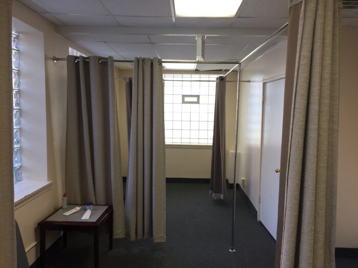 Turn-Key Medical Office Space For Rent in Edgewater
