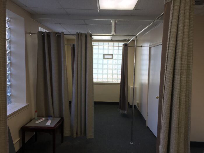 Turn-Key Medical Office Space For Rent in Edgewater