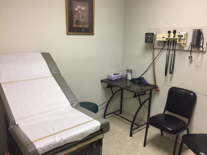 Turn-Key Medical Office Space For Rent in Edgewater