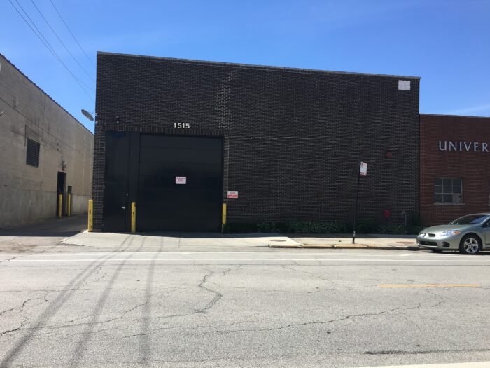 7,408 SF Light Industrial Building in Kinzie Corridor
