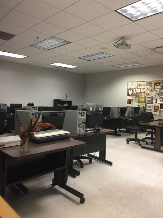 24,100 SF Former Technical School Near Touhy in Skokie