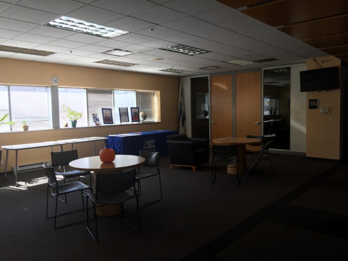 24,100 SF Former Technical School Near Touhy in Skokie