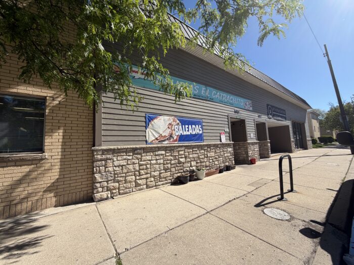 For Sale: 8,600 SF Retail/Office with 75’ of Frontage on Montrose