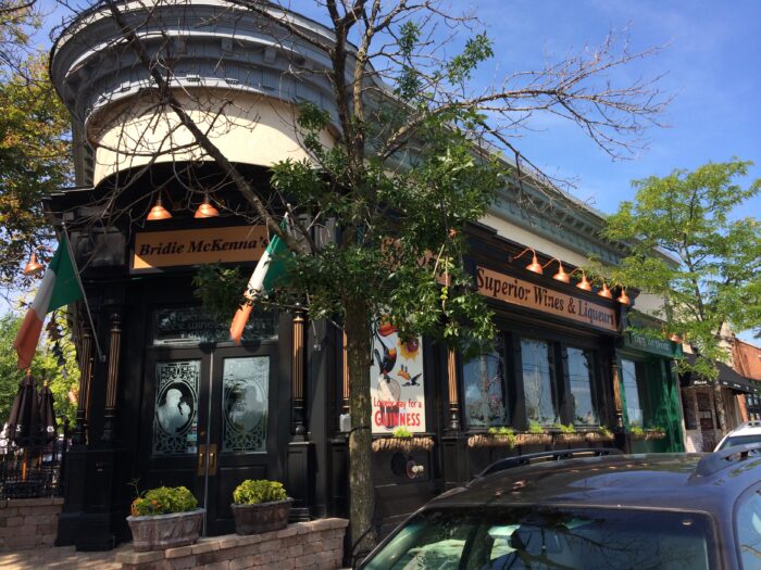 Formerly Managed: Turn-Key Bar/Restaurant/ in Highwood