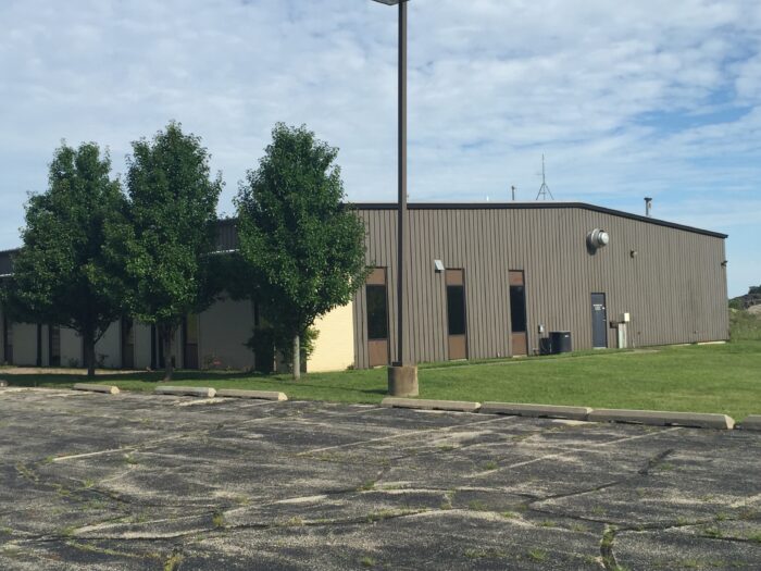 12,750 SF Multi-Tenant Flex Building in McHenry County