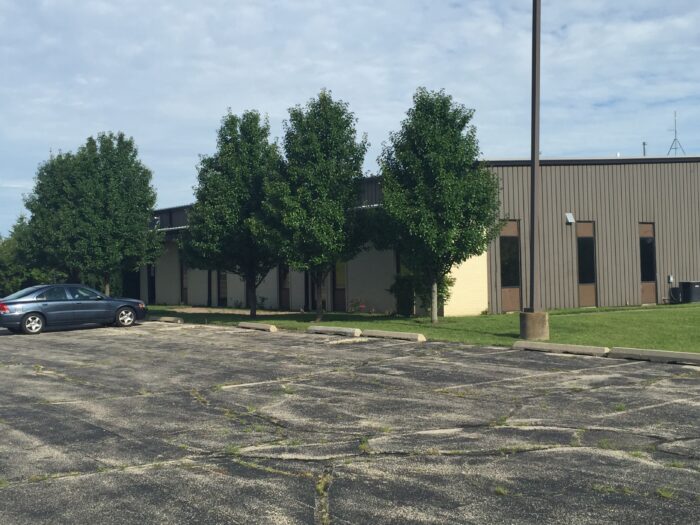 12,750 SF Multi-Tenant Flex Building in McHenry County