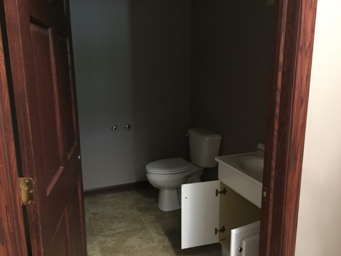 12,750 SF Multi-Tenant Flex Building in McHenry County