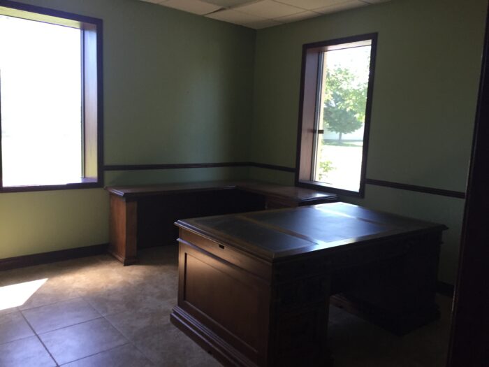 12,750 SF Multi-Tenant Flex Building in McHenry County