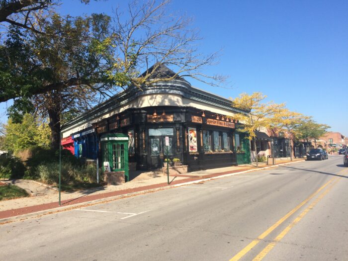 Formerly Managed: Turn-Key Bar/Restaurant/ in Highwood