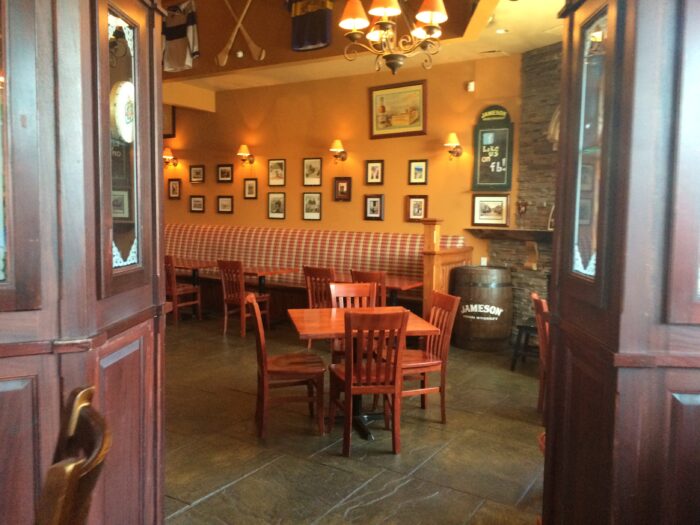 Formerly Managed: Turn-Key Bar/Restaurant/ in Highwood