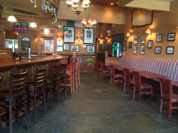 Formerly Managed: Turn-Key Bar/Restaurant/ in Highwood