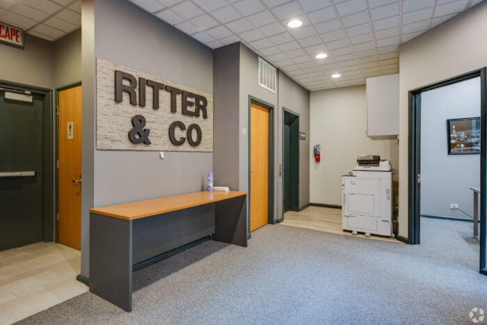Multi-Story, Single-Tenant Boutique Office Building in River North