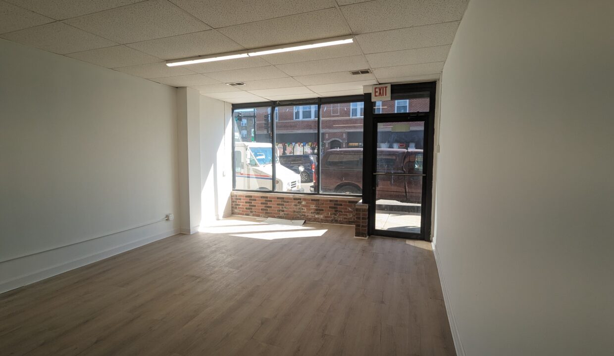 PXL_20240406_203555130