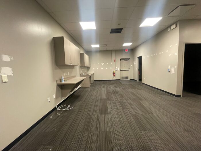 For Sale or Lease: Freestanding Retail Storefront in Joliet, IL