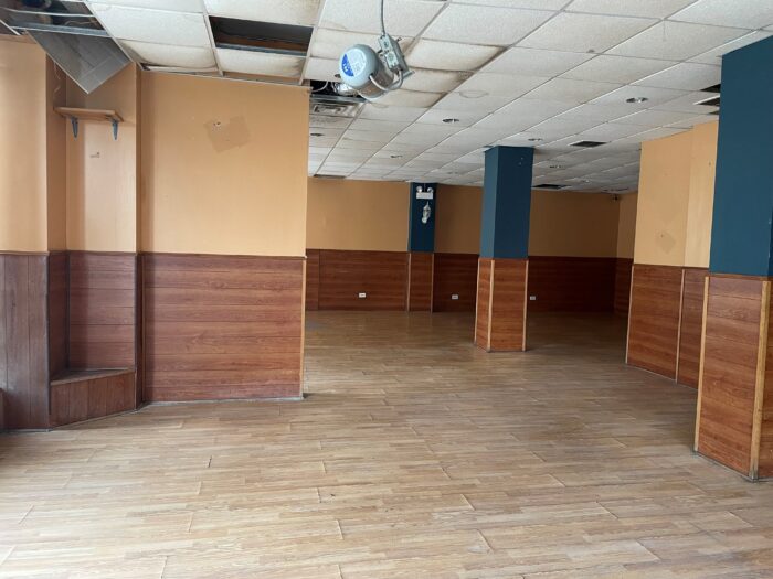 For Lease: Rarely Available Retail in Andersonville